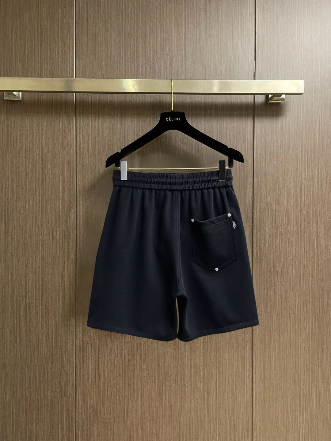 Balenciaga's three-standard complete 2026 summer New Arrival men's casual shorts, advanced custom-made Breathable fabric, Breathable fabric, extremely stretchy and comfortable, impeccable details, top-grade accessories, original logo design concept, delicate and soft feel! The upper body fit is awesome! Size: M-XXXL Please state your height and weight when ordering